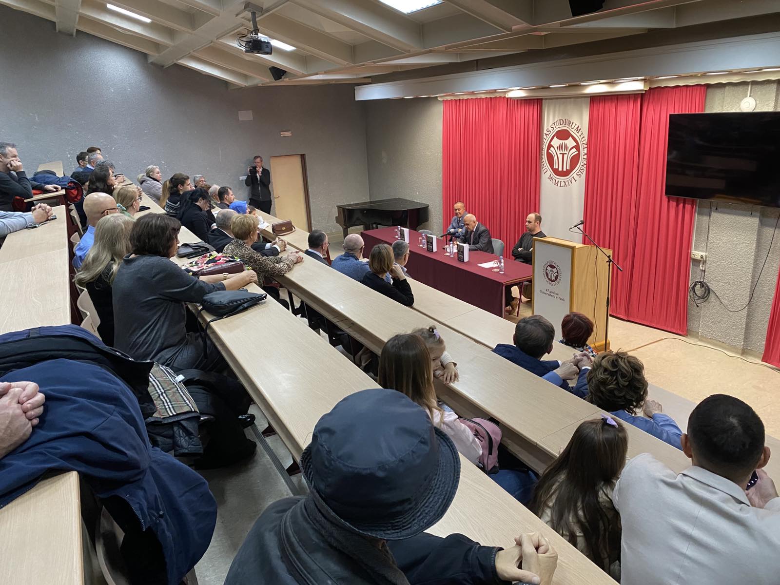 Promocija knjige prof. dr. Adnana Jahića