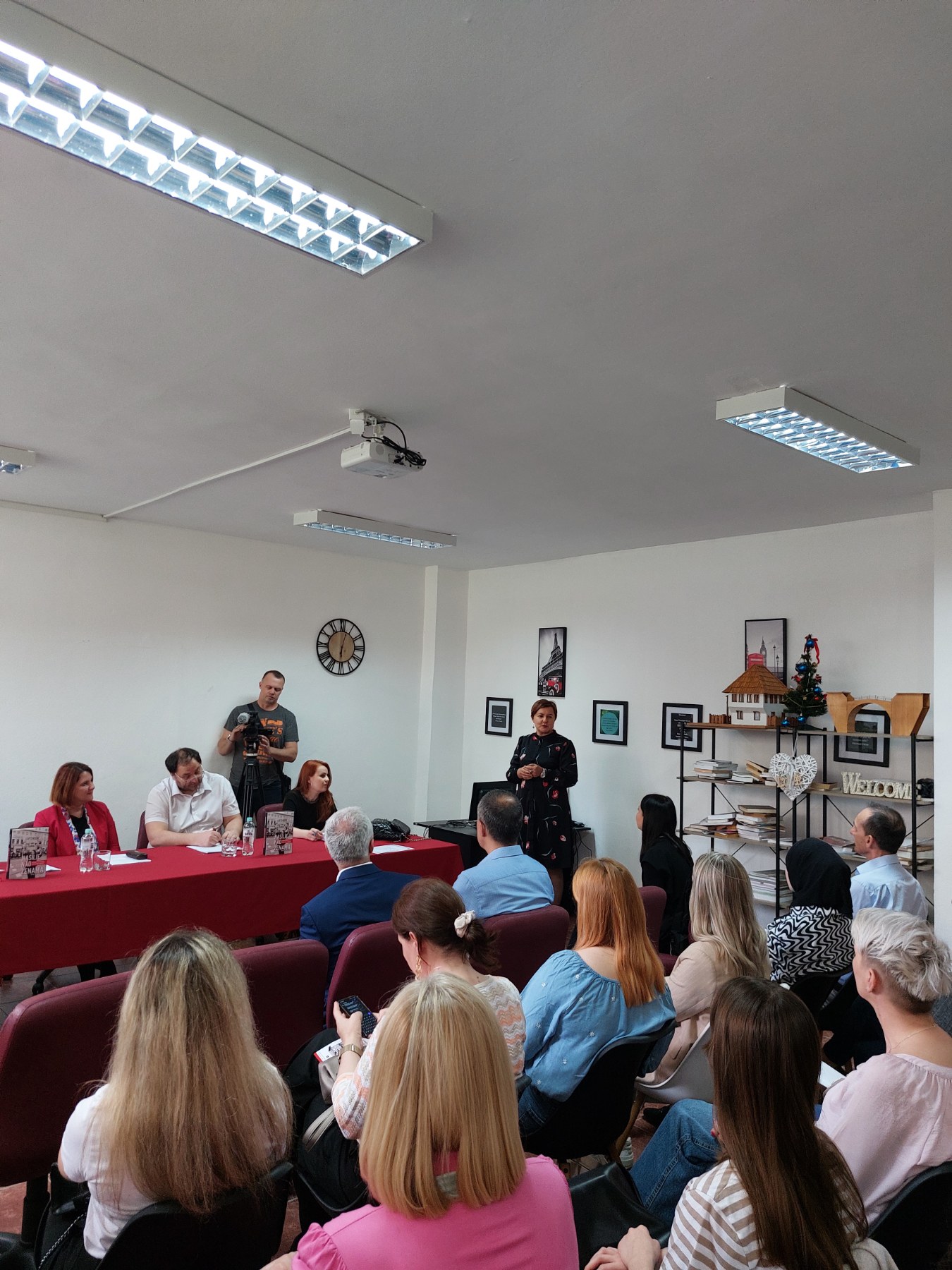 Promocija knjige "Nasilje nad ženama: diskursi, perspektive, lekcije iz bh. povijesti"